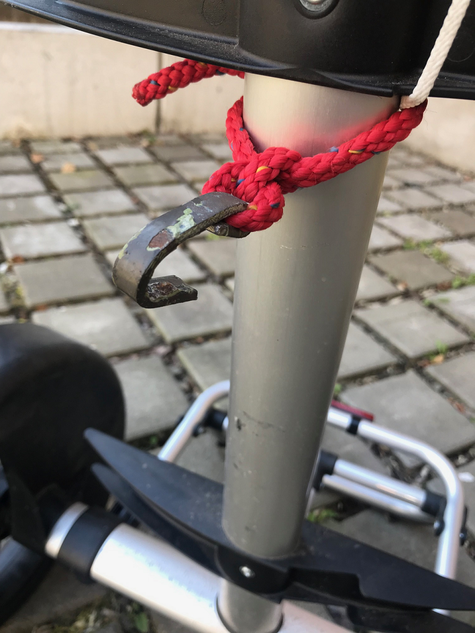Aufhängung Einkauswagen