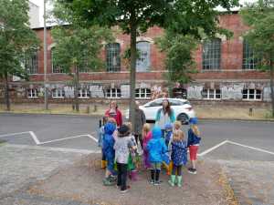 KiTa-Kinder giessen 4