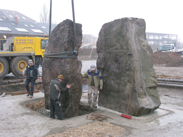 Aufstellung Boulderfelsen